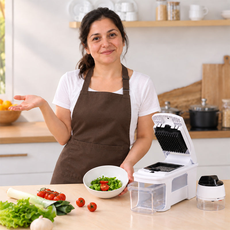 Cocinero Chefolla con utensilios de cocina
